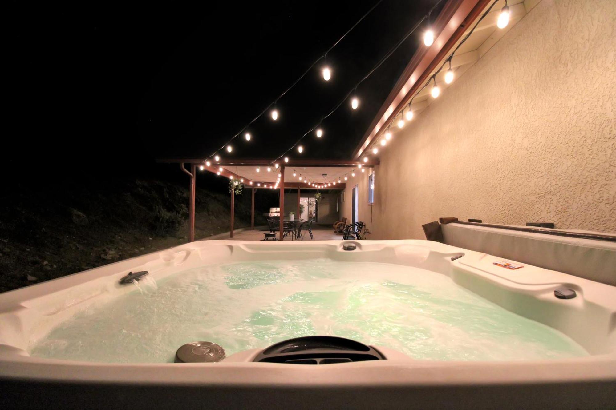 Villa Near Yosemite & Bass W/hot Tub/evcharge *