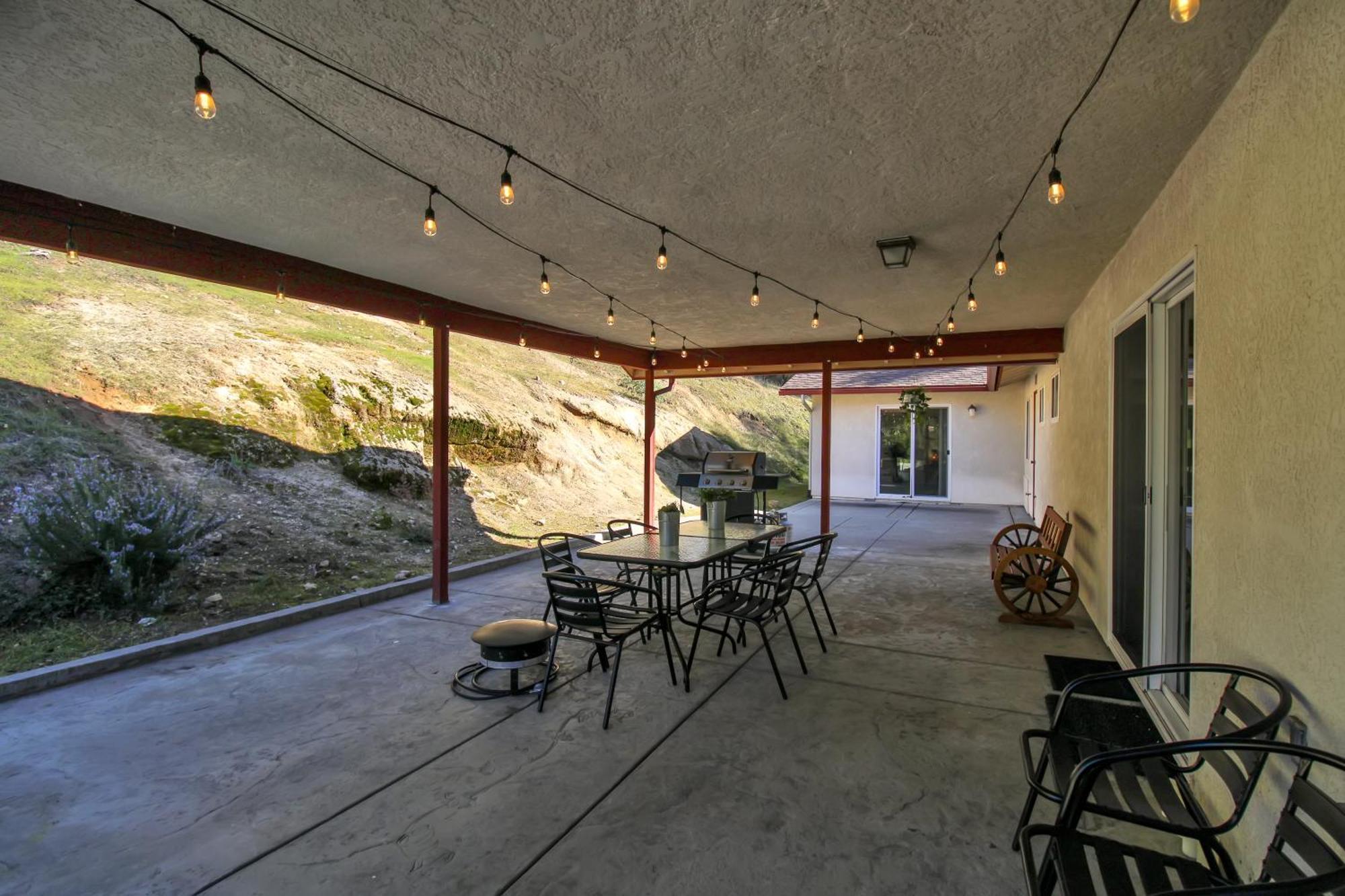 Near Yosemite & Bass W/hot Tub/evcharge * Oakhurst