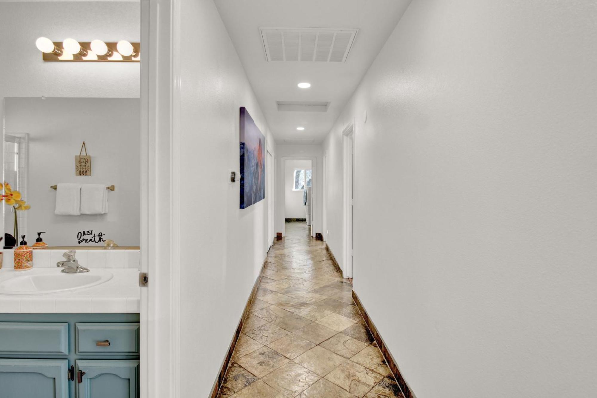 Villa Near Yosemite & Bass W/hot Tub/evcharge Oakhurst