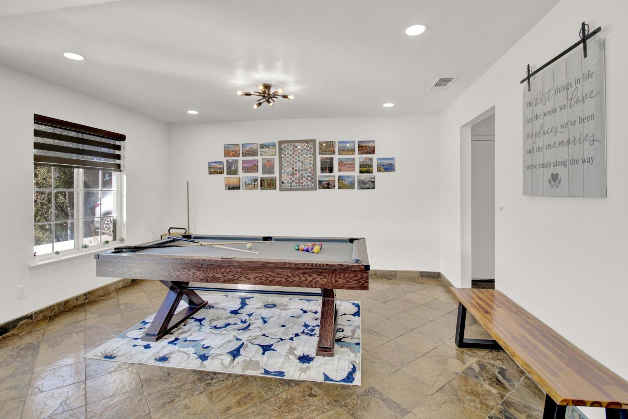 Near Yosemite & Bass W/hot Tub/evcharge Oakhurst