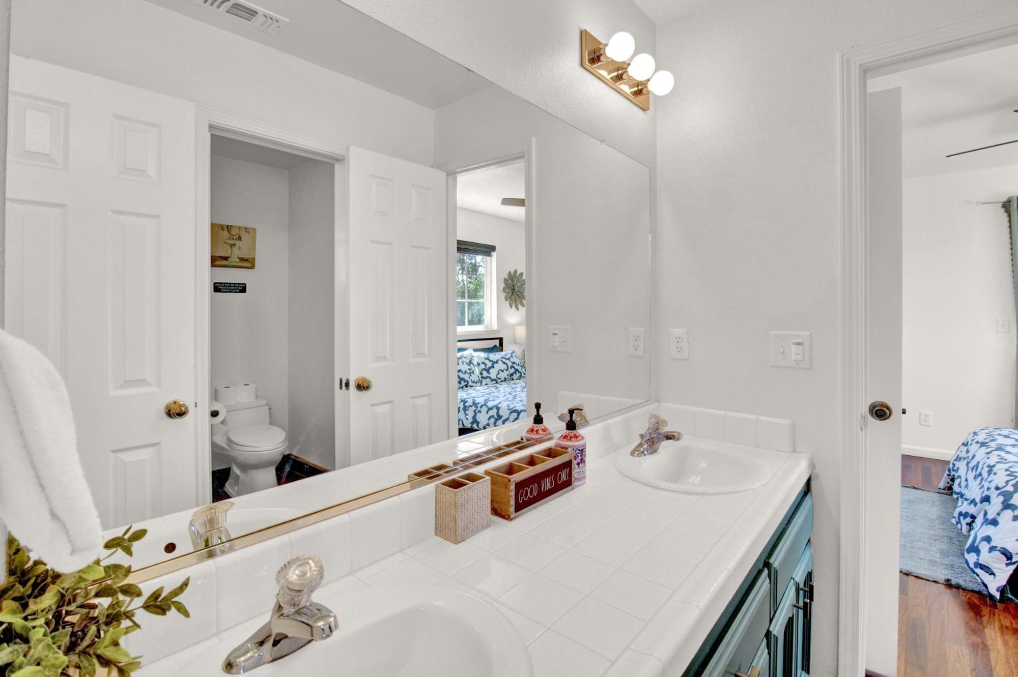 Villa Near Yosemite & Bass W/hot Tub/evcharge *