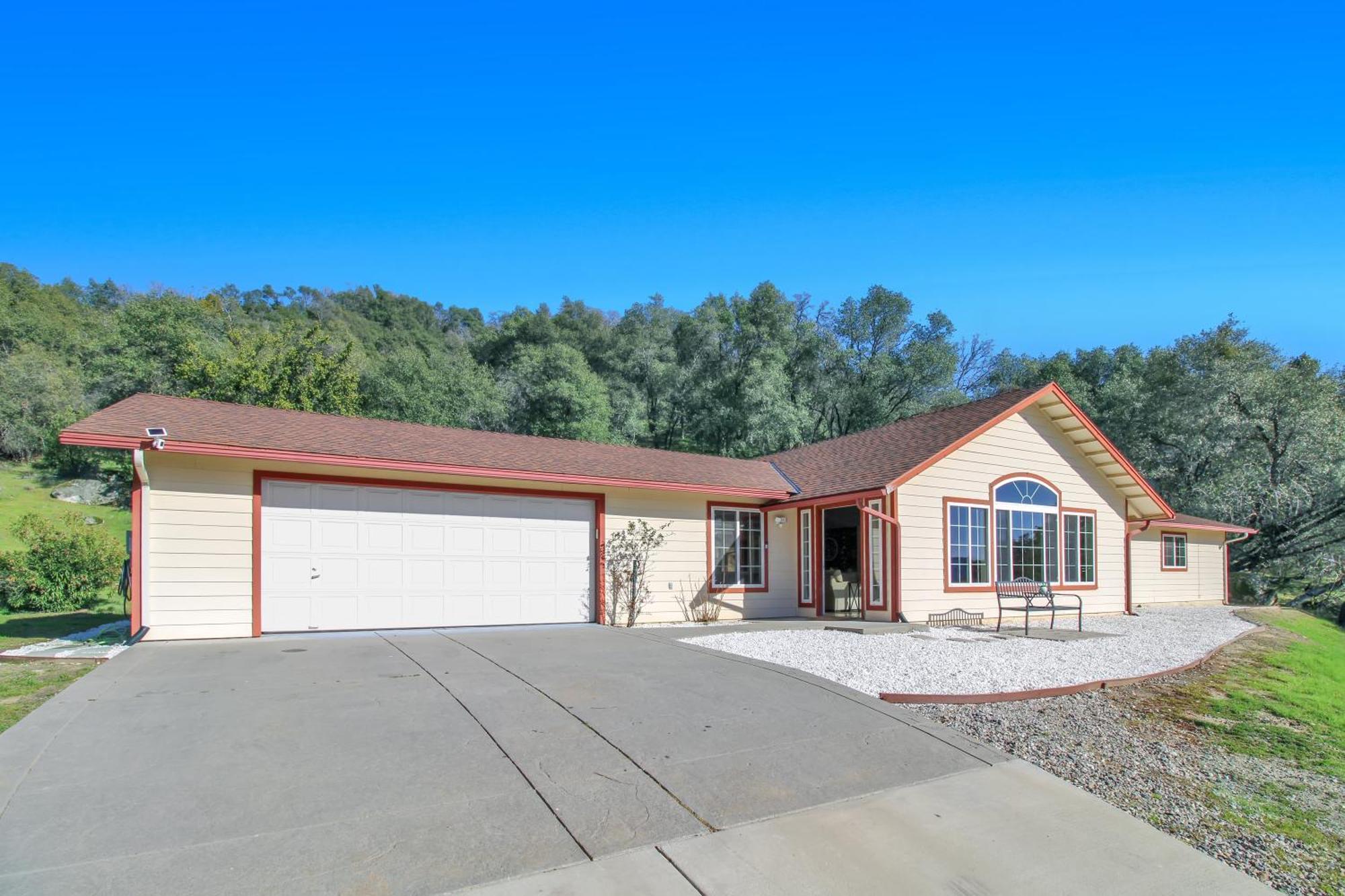 Villa Near Yosemite & Bass W/hot Tub/evcharge