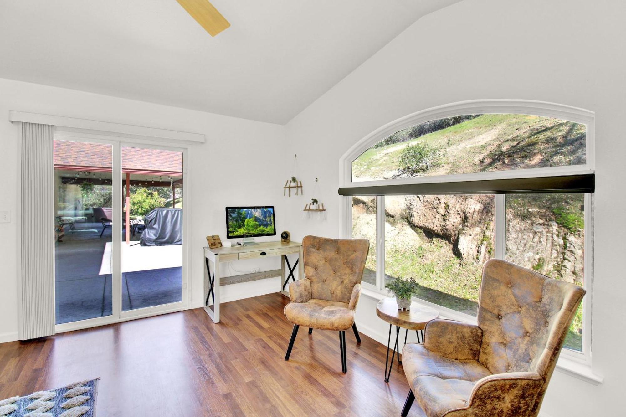 Villa Near Yosemite & Bass W/hot Tub/evcharge